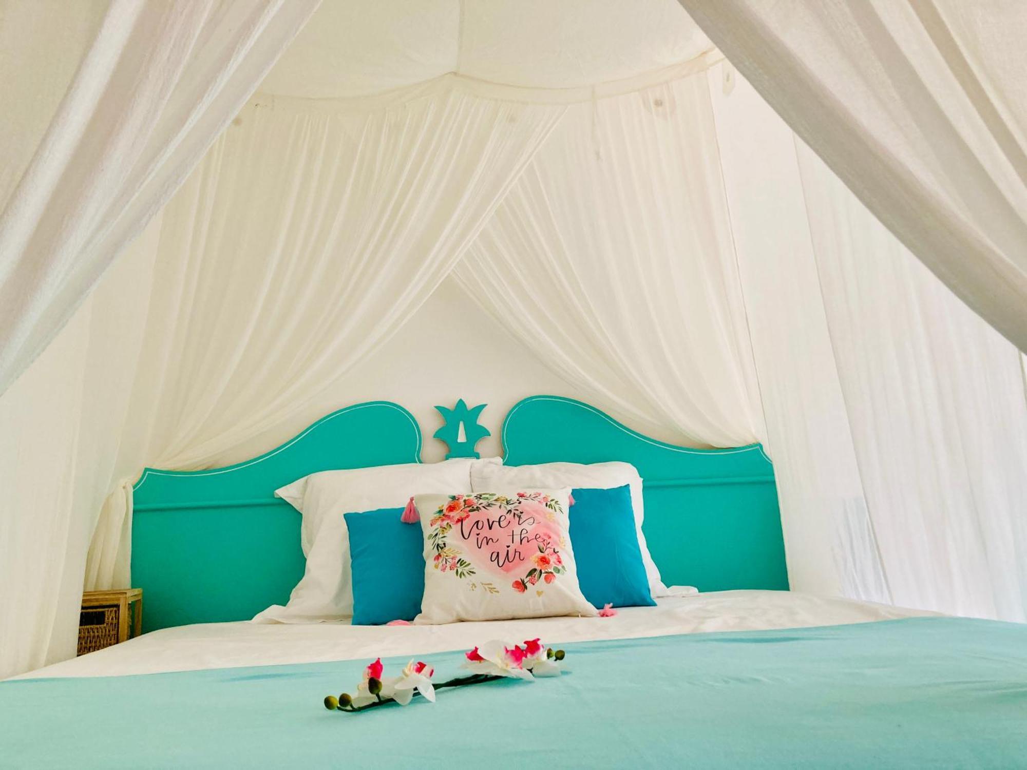 Tikazadaph, Pour Un Sejour De Charme, Romantique & Exotique, 97180 Sainte-Anne エクステリア 写真